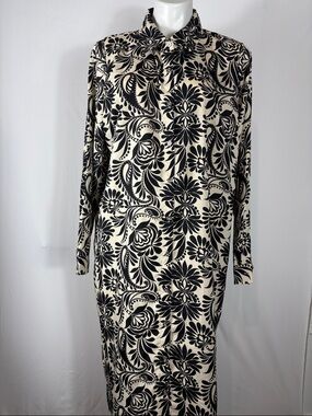 Black & Cream Floral Long Sleeve Midi Dress